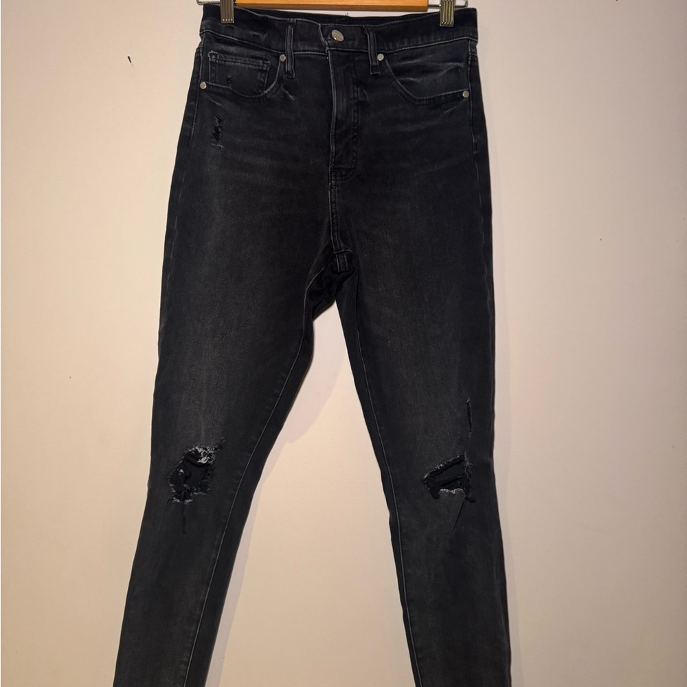 Stylish Black Distressed Women's Jeans